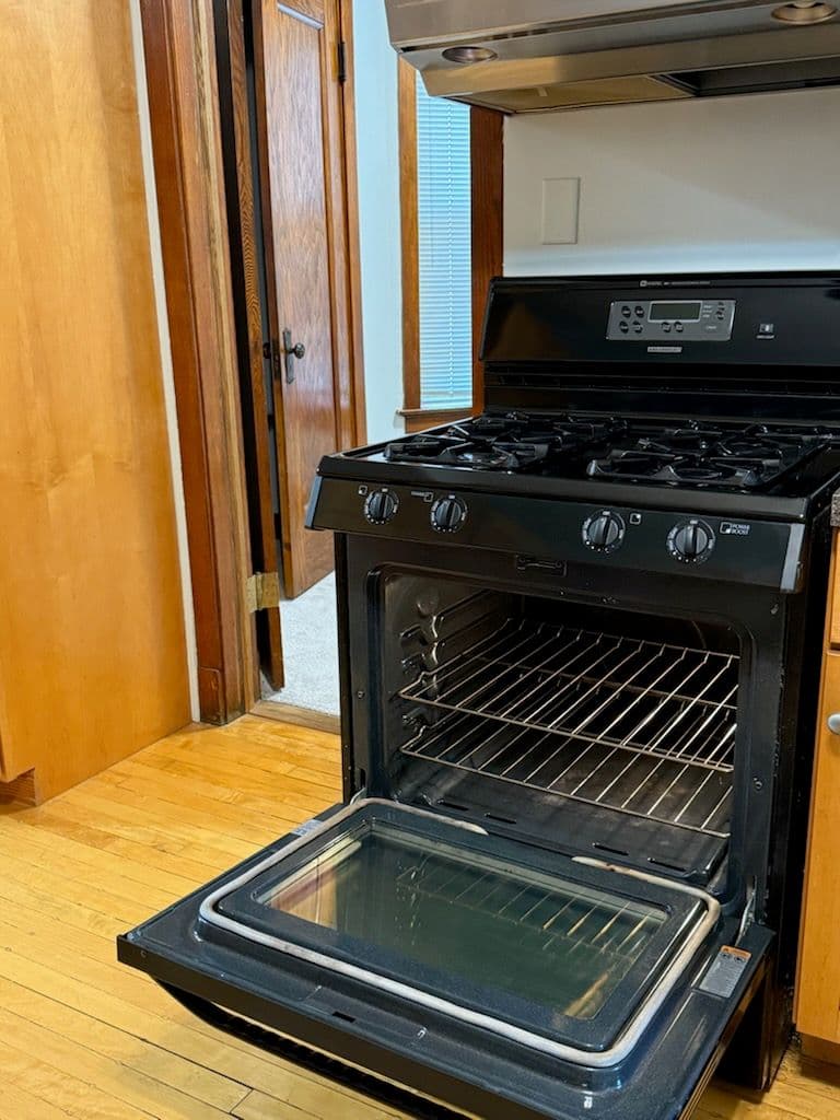 Gallery photos for Impressive Move-Out Cleaning Service Chicago: Image #1