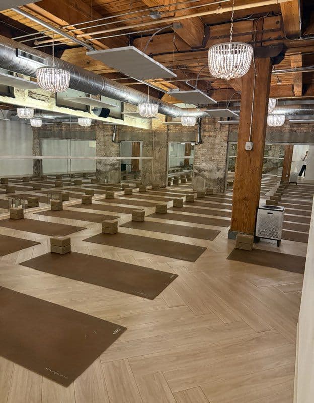Gallery photos for Transformative Deep Clean at River North Fitness Studio: Image #2